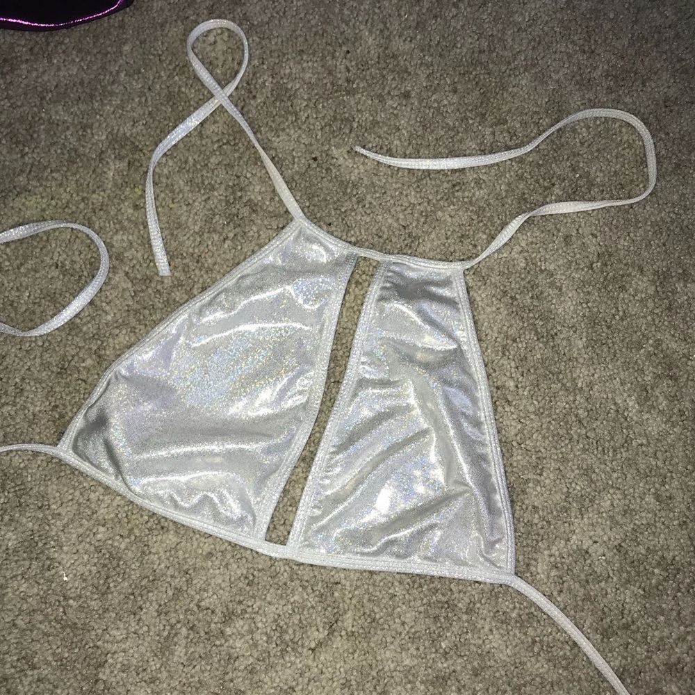Holographic keyhole halter top
